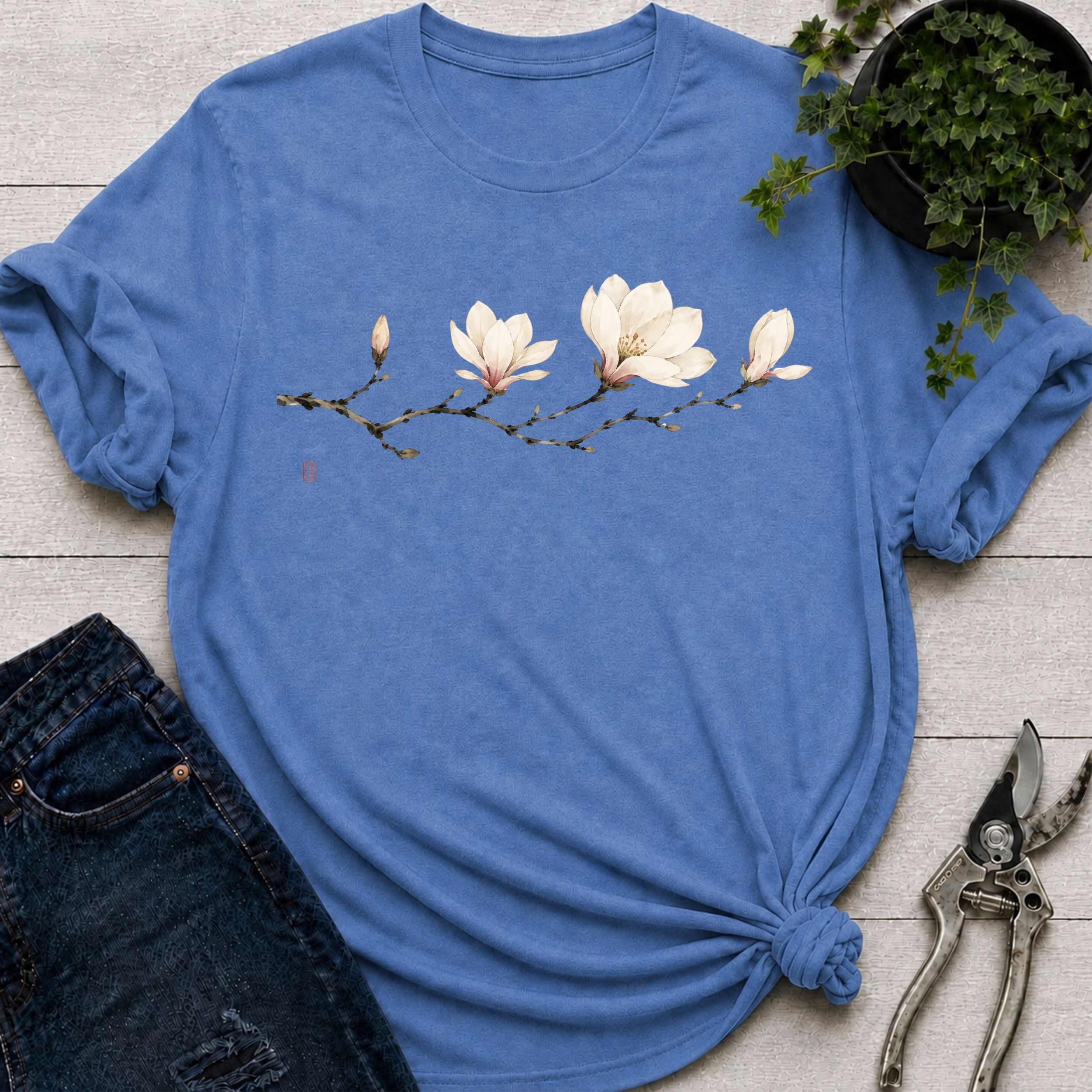 Magnolia T-shirt