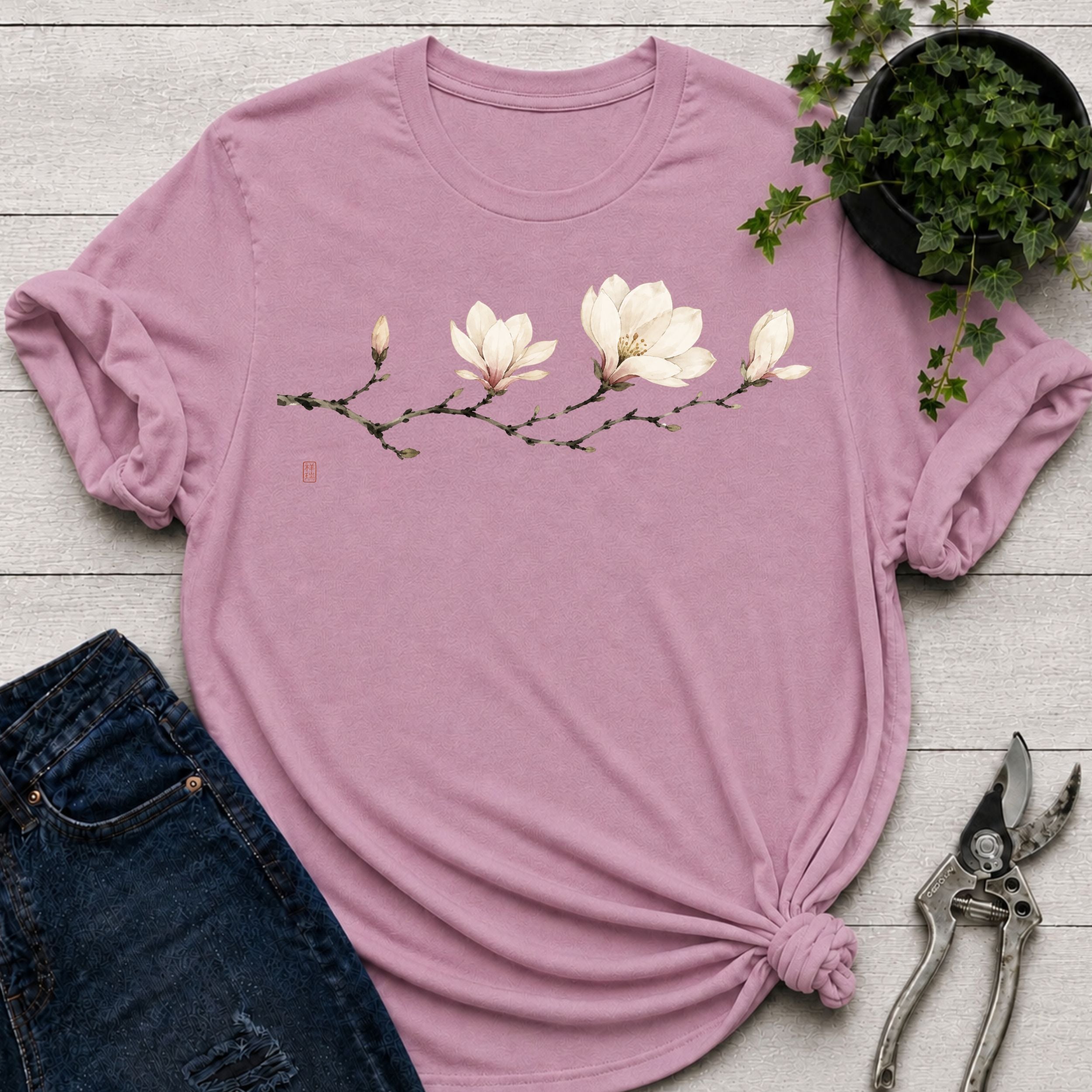 Magnolia T-shirt